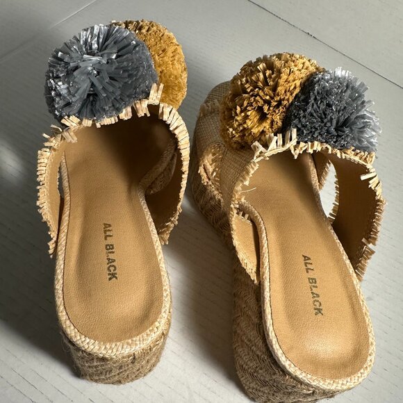 LADIES NEW POM POM WEDGES SIZE 7.5 - Picture 10 of 15